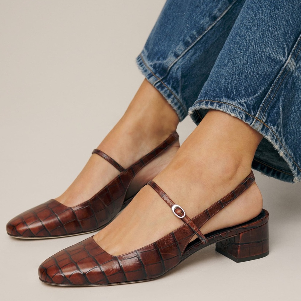 Elegant Brown Croc-Embossed Slingback Heels